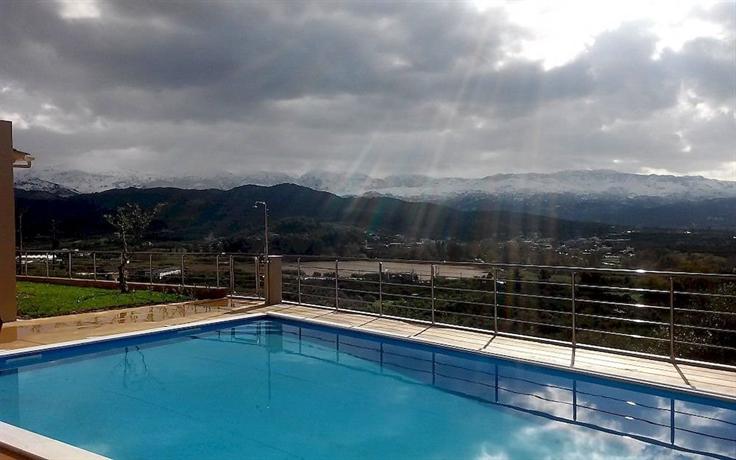Aksos Suites Accessible Accommodation