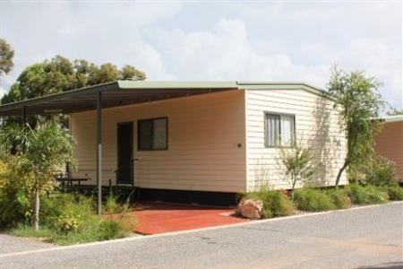 Macdonnell Range Holiday Park