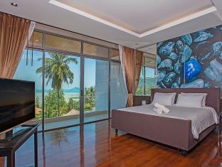 Equilibrium Rawai Villa - 4 Bed