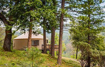 Yosemite Lakes RV Resort