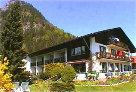 Hotel Garni Haus Achtal Pforten