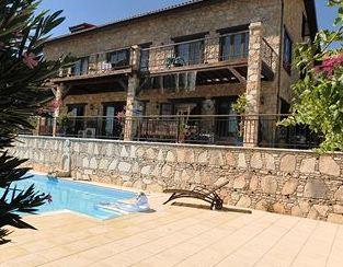 Villa Jasminum Bed & Breakfast