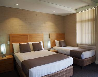 Dongara Hotel Motel