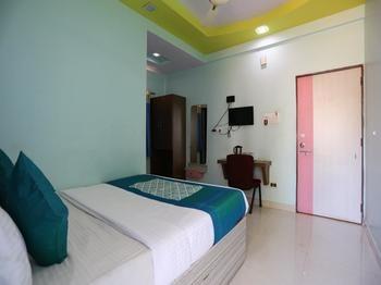 OYO Rooms Railway Station Somnath 1