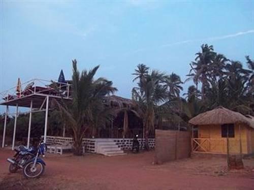 Tivai Beach Cottages