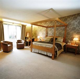 Dunadry Hotel & Country Club