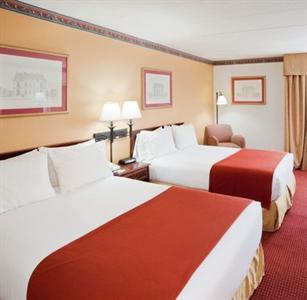 Holiday Inn Express Reston Herndon-Dulles Airport