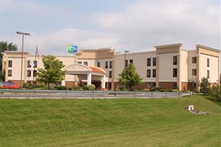 Holiday Inn Express Lewisburg New Columbia