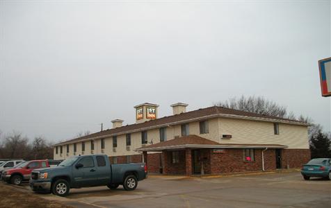 1st Interstate Inn