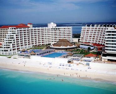 Crown Paradise Club Cancun