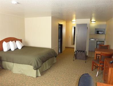 Jorgenson's Inn & Suites