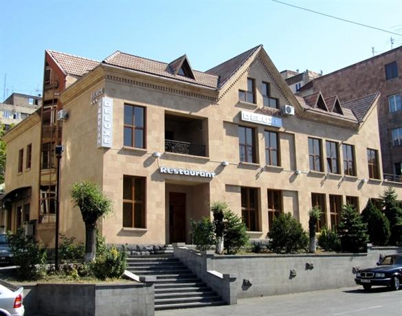 Yerevan Deluxe Hotel