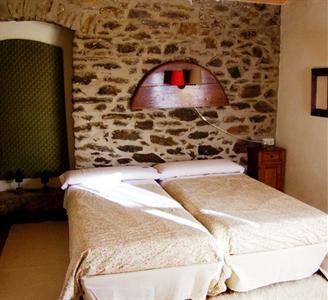 Hotel Rural Can Cruells