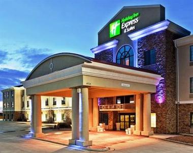 Holiday Inn Express and Suites Hobbs