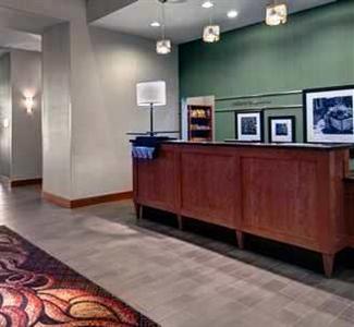 Hampton Inn & Suites Astoria