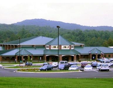 Mountain Inn & Suites Airport