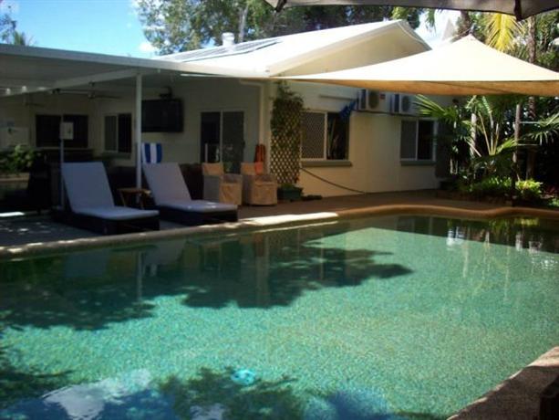 Homestay In Quiet 100m From Beach Holloways Beach