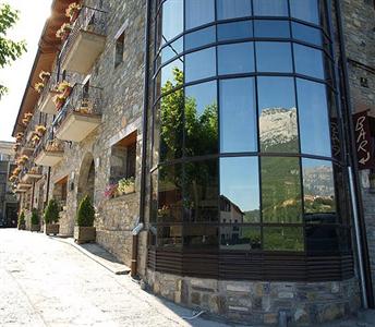 Hotel Revestido Puertolas