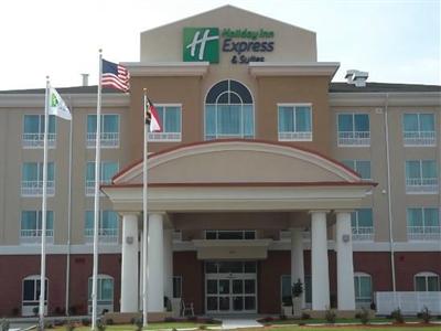 Holiday Inn Exp And Stes Smith