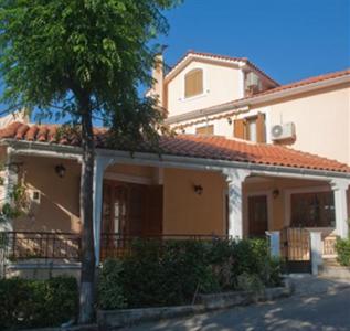 Epi Apartments