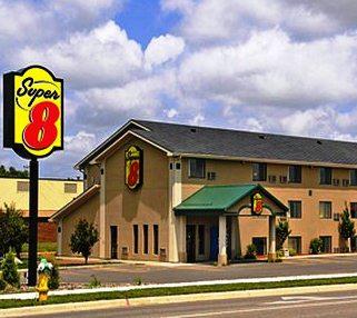 Super 8 Motel Willmar