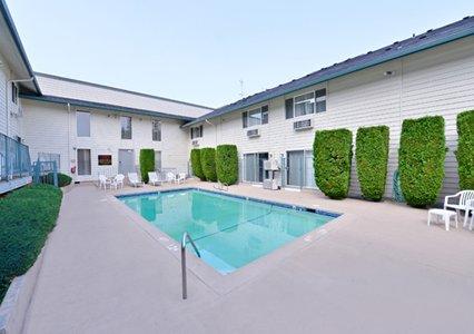 Quality Inn and Suites Vancouver Washington