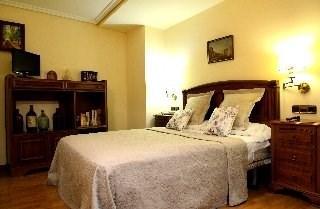 Arriazu Hostal Pamplona