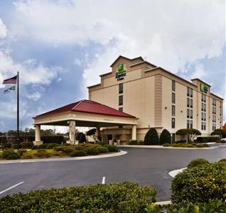 Holiday Inn Express Hotel & Suites University Wilmington (North Carolina)