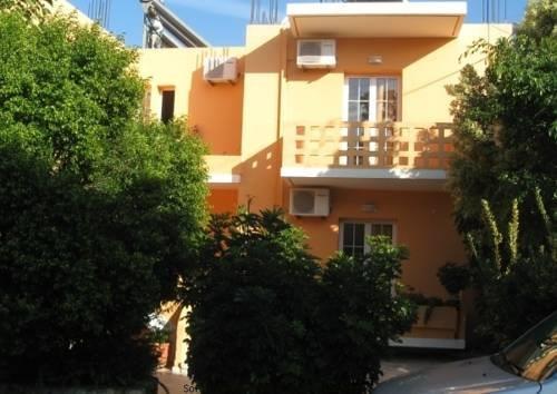 Sofia Studios & Apartments