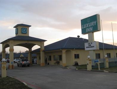 Luxury Inn & Suites Liberty