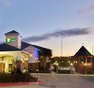 Holiday Inn Express Hotel and Suites Brenham