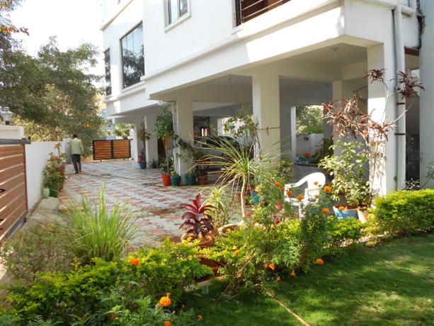 Homestay in Hyderabad near Kotla Vijayabhaskara Reddy Botanical Garden