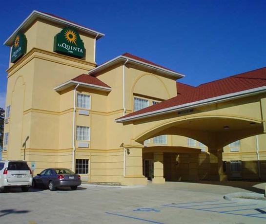 La Quinta Inn & Suites Walker Denham Springs Area