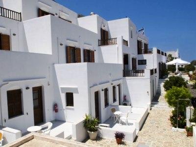 Kiki Hotel