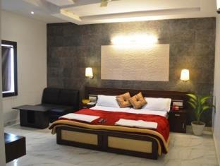 Optimum Rooms @ Taj