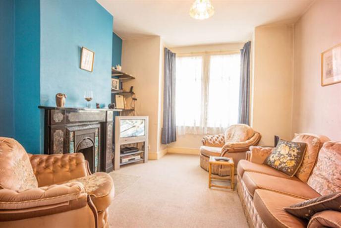 Homestay in Waltham Forest near Walthamstow Central Station
