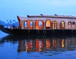 Moonsong Houseboat