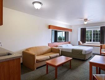 Microtel Inn & Suites by Wyndham Eagle River/Anchorage Area