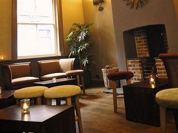 Melbourne Hotel