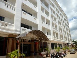 G9 Hotel