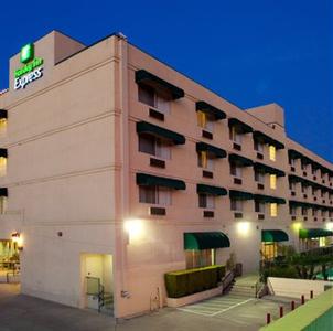 Holiday Inn Express Hotel & Suites Pasadena-Colorado Blvd.