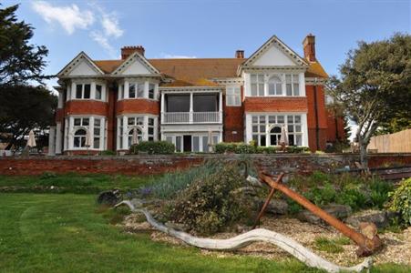 The Beach House Milford on Sea