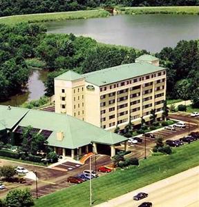 Courtyard by Marriott Chicago Elmhurst Oakbrook Area