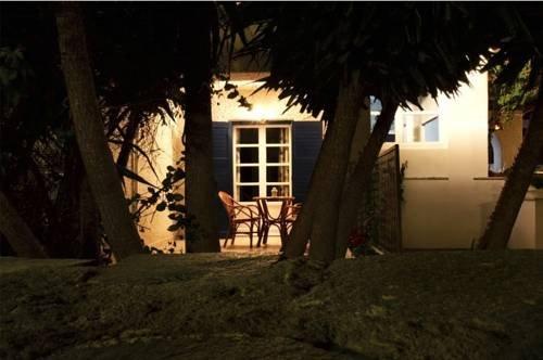 Syros Inn