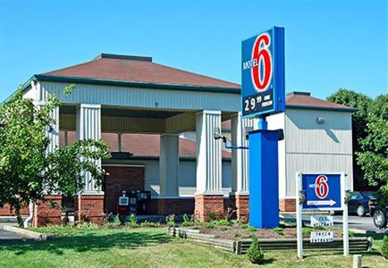 Motel 6 Lexington North - Georgetown