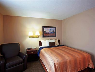 Candlewood Suites - Boston Braintree