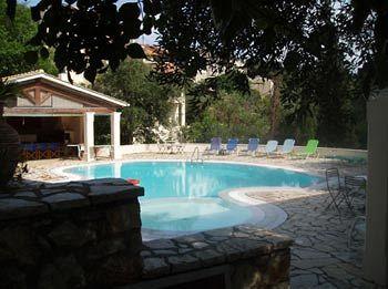Aliki's Apartments