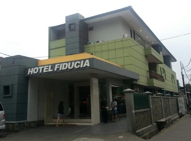 Fiducia Hotel Otista 157