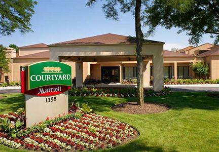 Courtyard by Marriott Chicago Naperville