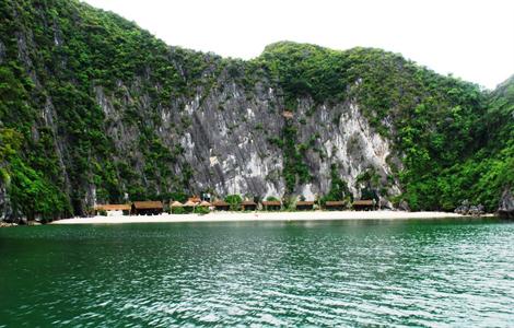 Cat Ba Cove Beach Resort